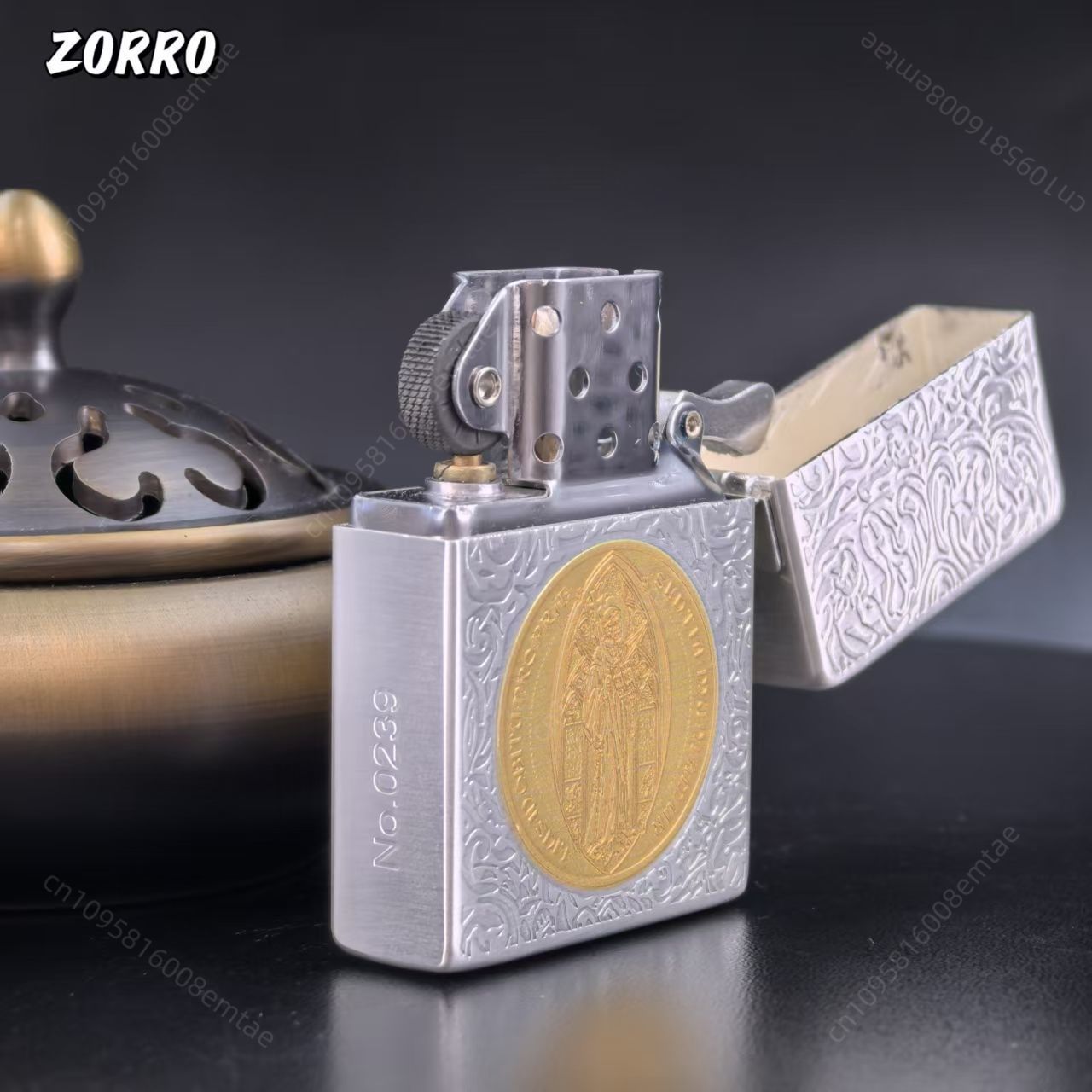 Zorro 906 Silver Gold Two tone - đánh giá và giá Lighter Insert Zippo