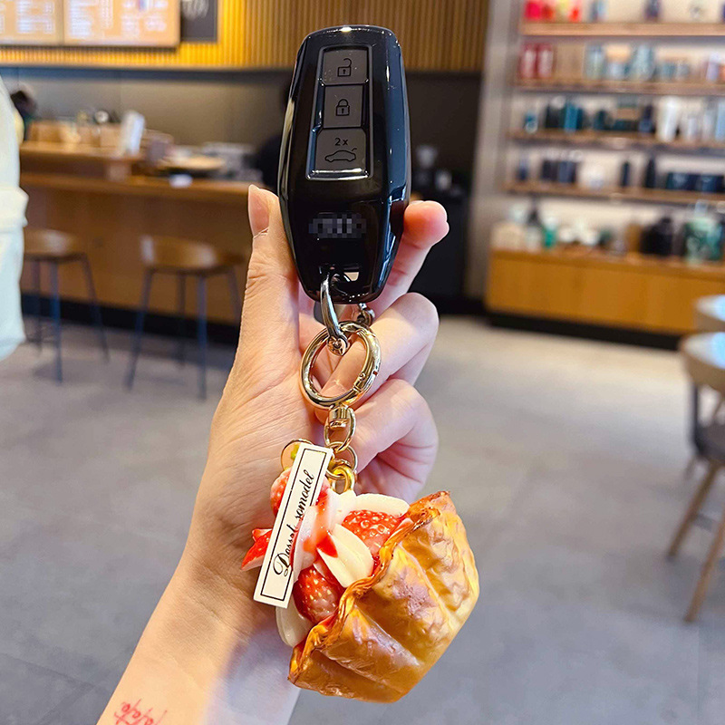 Creative PU Strawberry Egg Tar - đánh giá và giá Carabiner Keychain