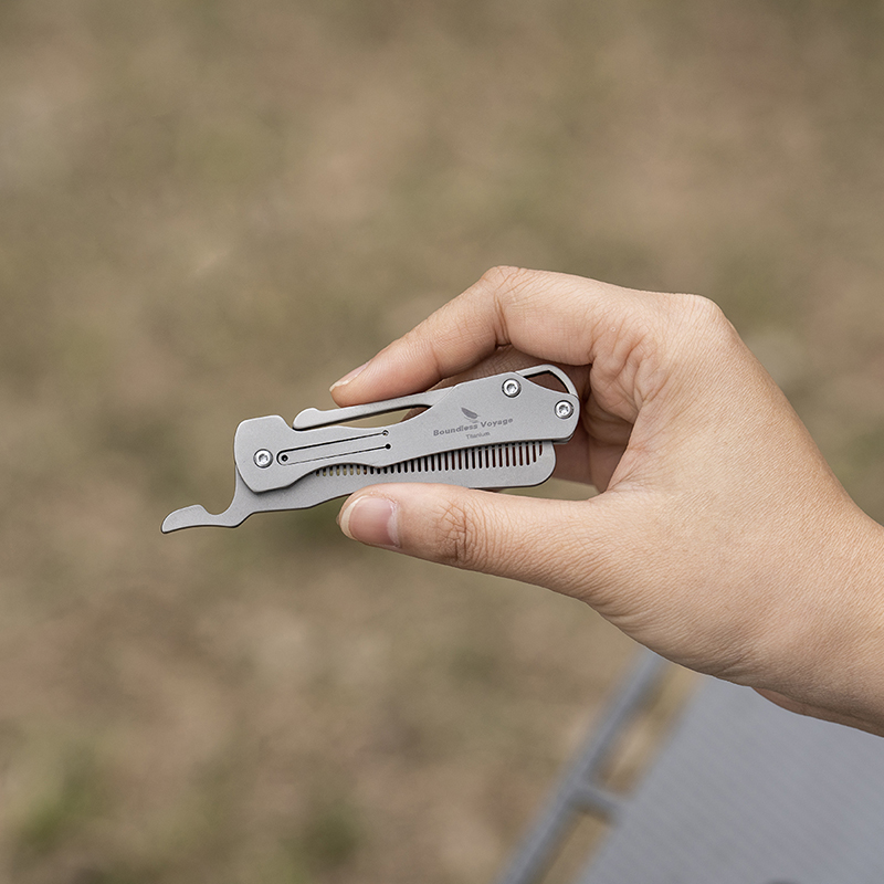 Boundless Voyage Folding Titan - đánh giá và giá Comb Pocket Titanium